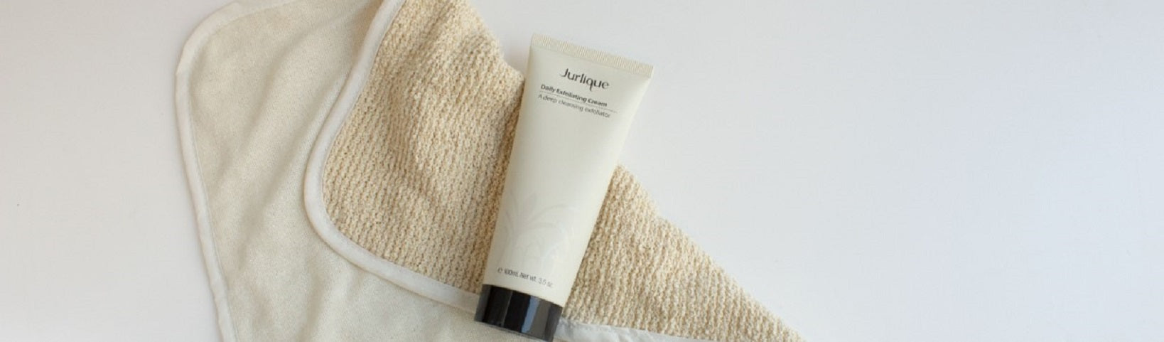 5 BENEFITS OF USING A FACE SCRUB - Jurlique US