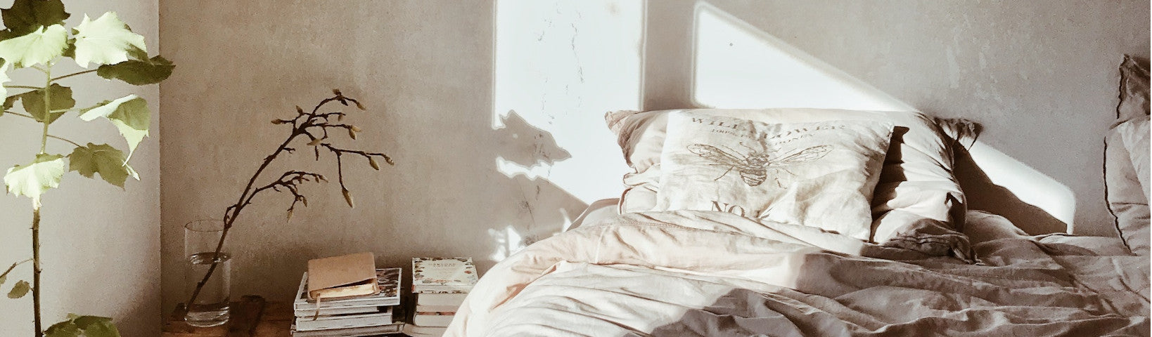 8 OVERNIGHT BEAUTY TIPS FROM A SKIN CARE SPECIALIST - Jurlique US