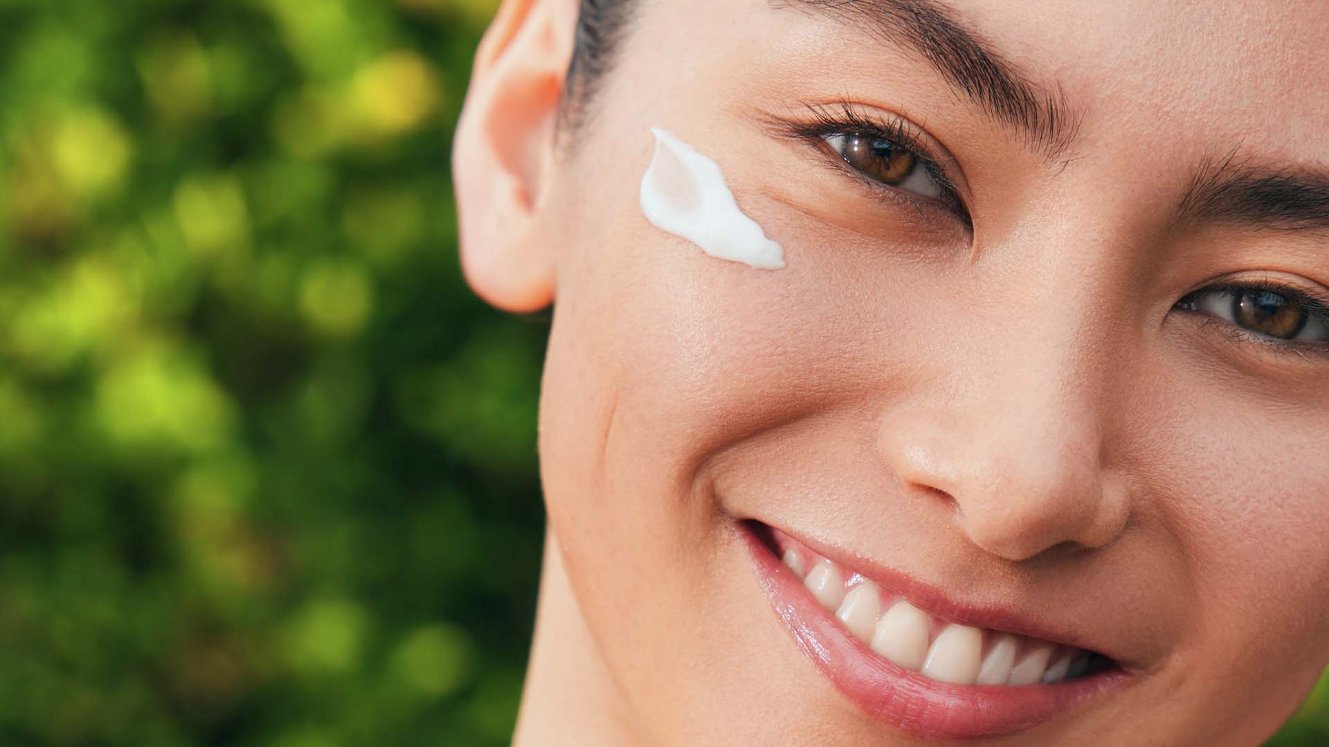 Combating exposomes and skin ageing